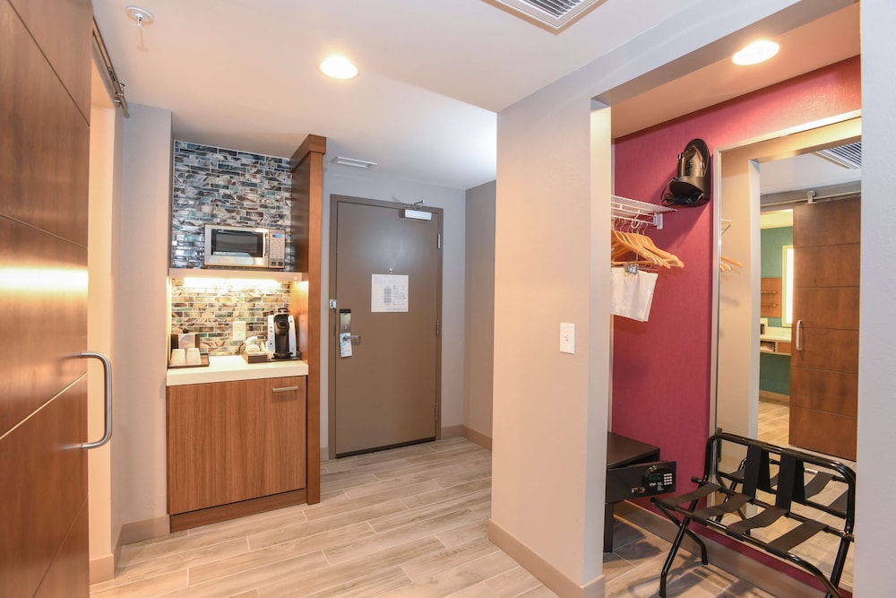 Hilton Garden Inn Cincinnati Midtown - photo 26
