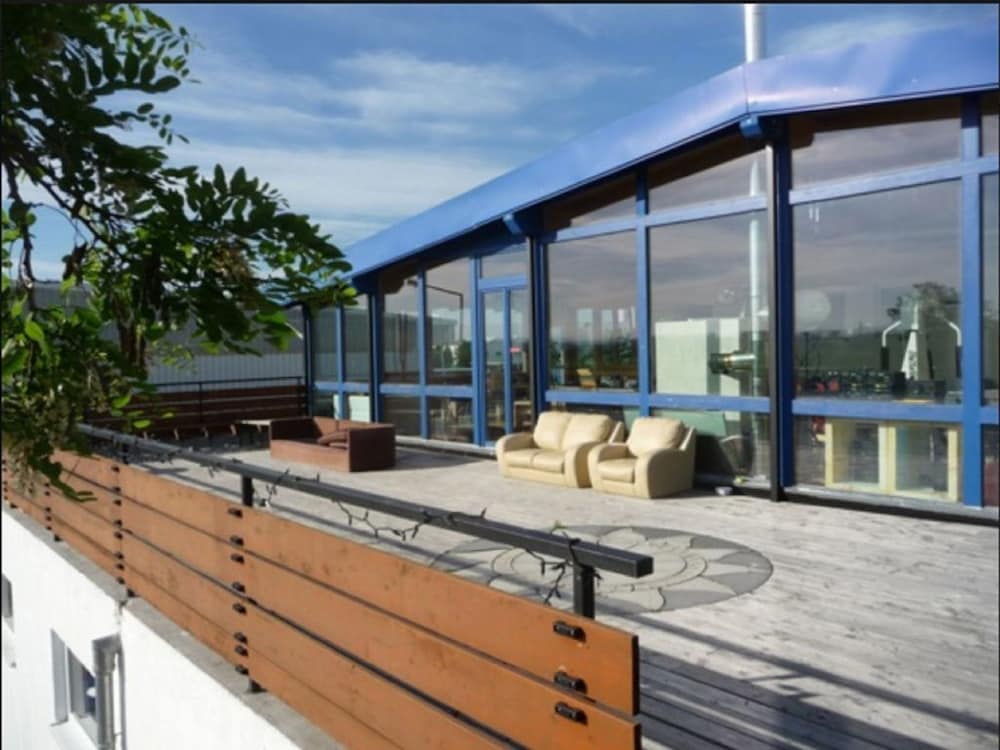 Haus EMG Hockenheim — 4-Star Luxury Hotel in Hockenheim, Germany