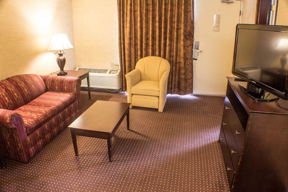 Quality Inn & Suites Erie near Casino - photo 27
