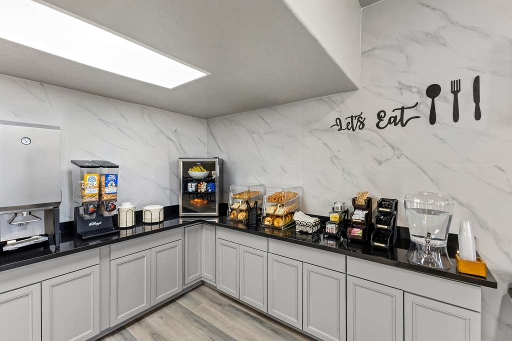 Surestay by Best Western Phoenix Airport near Downtown - photo 7