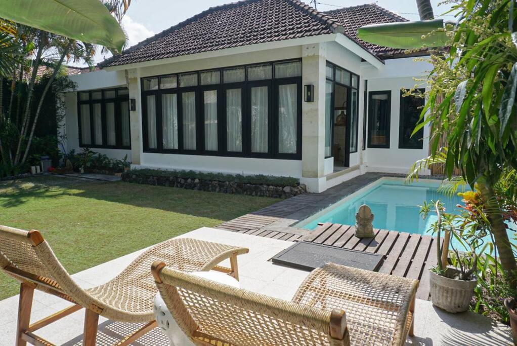 Sora Moon Villa Bali — 4-Star Luxury Hotel in Kerobokan, Indonesia