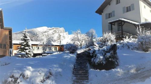 Village Vacances Le Salvagny — hotel in Sixt-Sur-Aff