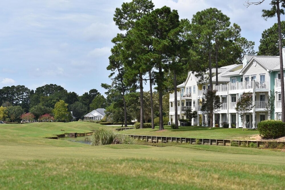 Golf Resort Studion Villa 1202l in the Heart of NC Seafood Country by Redawning - photo 12