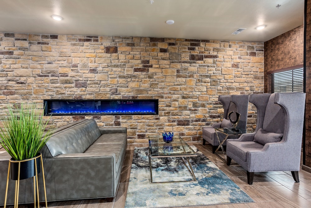 Cobblestone Hotel & Suites Little Chute - photo 7