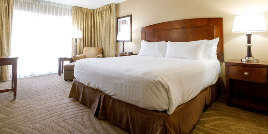Maverick Hotel and Casino by Red Lion Hotels - photo 8