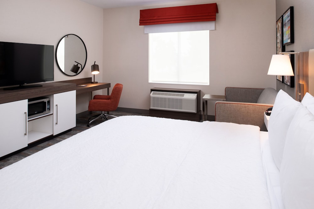 Hampton Inn & Suites Buena Park - photo 4