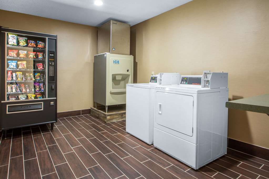 Comfort Suites Wisconsin Dells Area - photo 53