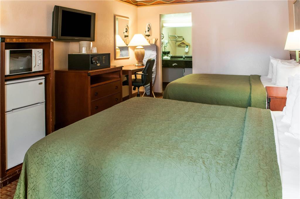 Quality Inn & Suites Las Cruces University Area - photo 11