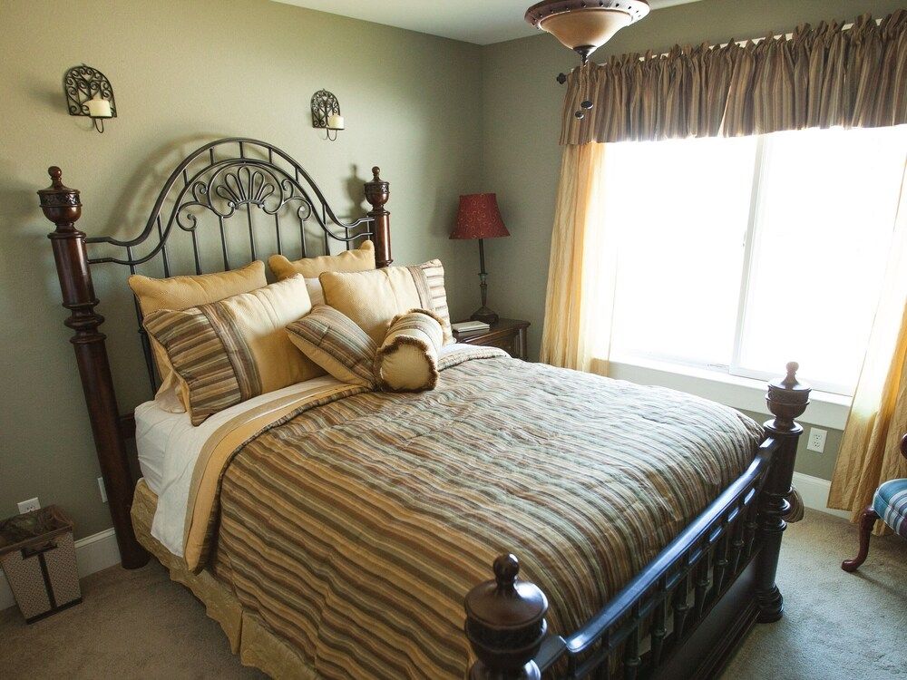 Bay Tree Manor - photo 3