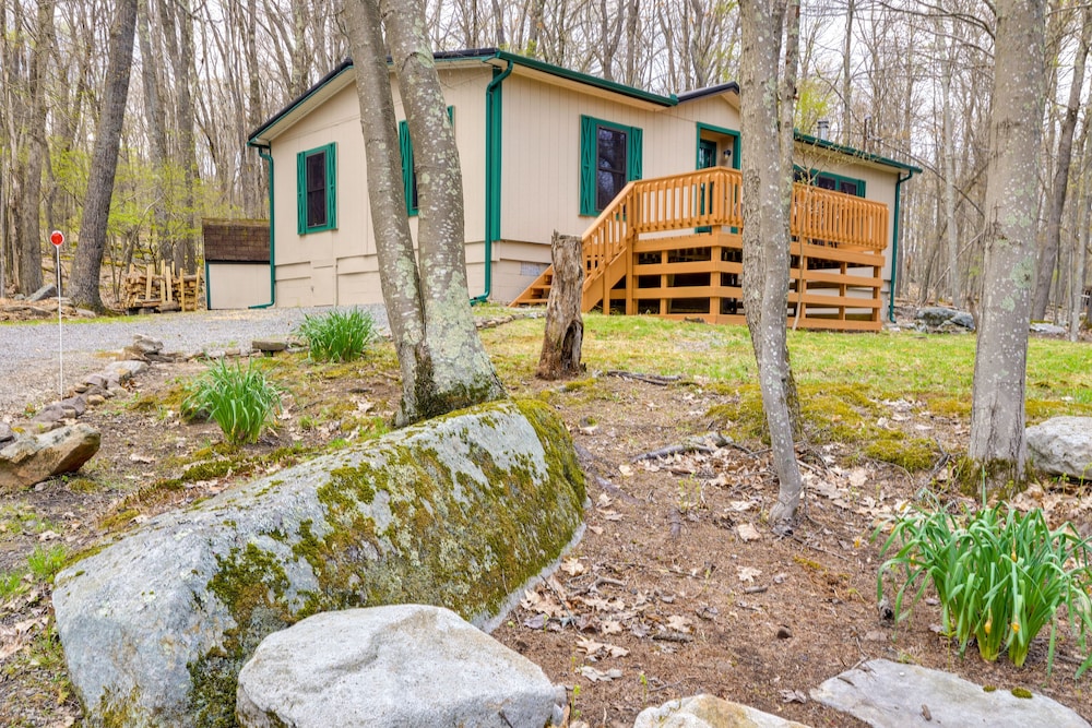 Alpine Lake Resort Cabin Rental w Pool Access - photo 22