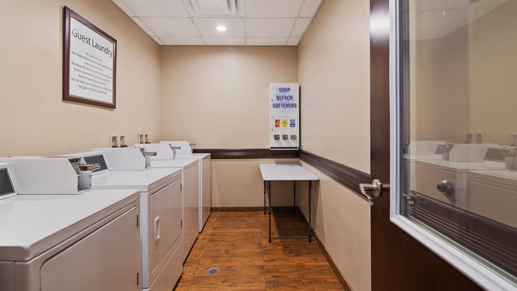 Best Western Plus Zion West Hotel - photo 29