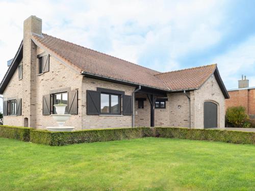 De Golfbreker in Middelkerke, Belgium