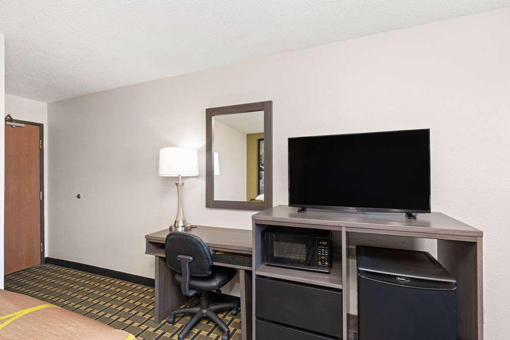 Super 8 by Wyndham Johnson City - photo 28