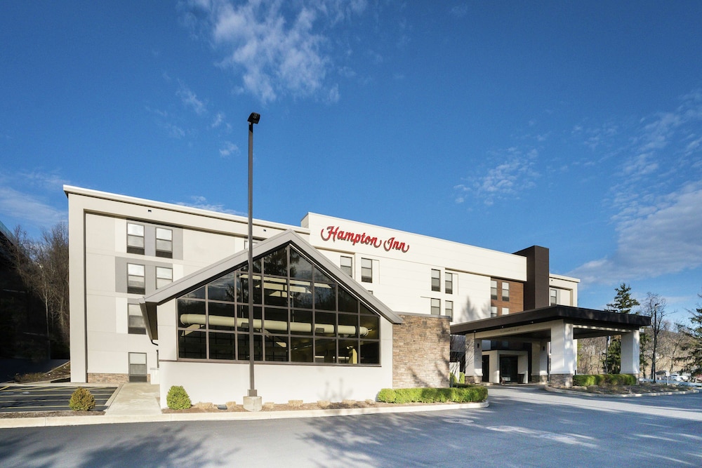 Hampton Inn Clarks Summit - carbon neutral hotel in Clarks Summit