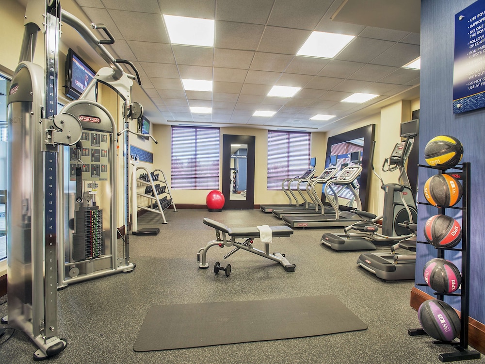 Hampton Inn & Suites Washington Dulles International Airport - photo 23