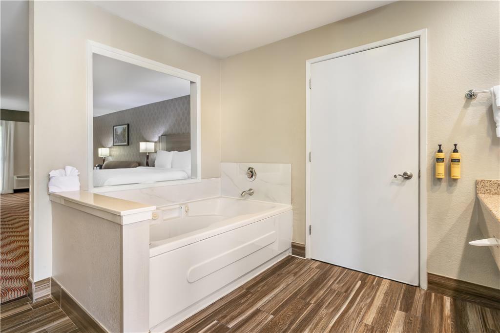 Best Western Plus Sonora Oaks Hotel & Conference Center - photo 33