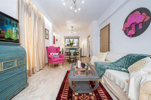 Athenian Oasis Near Athens Metro Mall — 4-Star Luxury Hotel in Athens, Greece