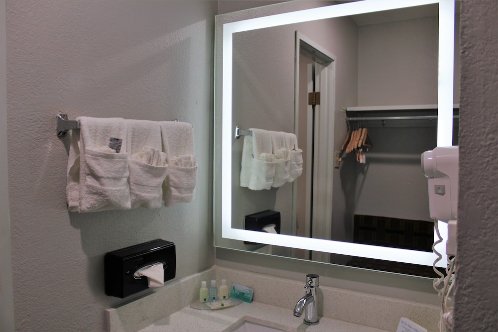 Hotel Inn Santa Fe - photo 7