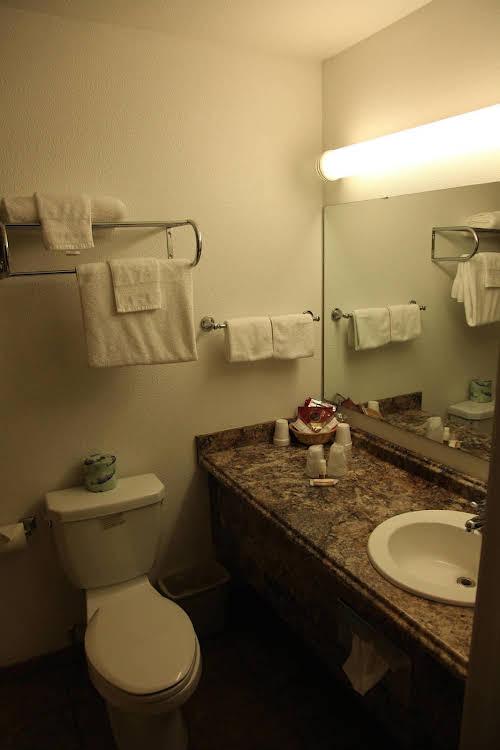 Rimview Inn - photo 10
