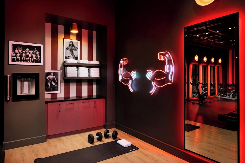 Moxy Allentown Downtown - photo 22