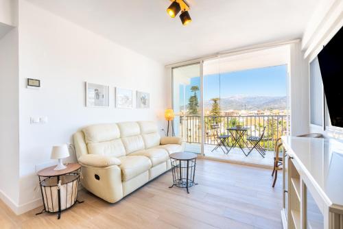Piso Estrella 031 — 4-Star Luxury Hotel in Torre Del Mar, Spain
