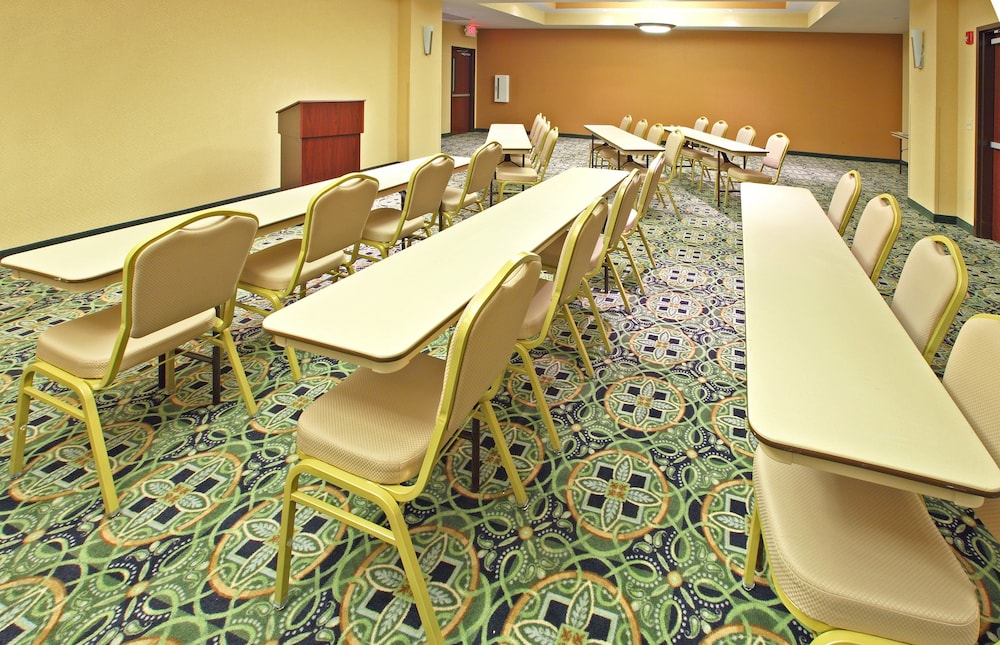 Hyatt House Bentonville Rogers - photo 34
