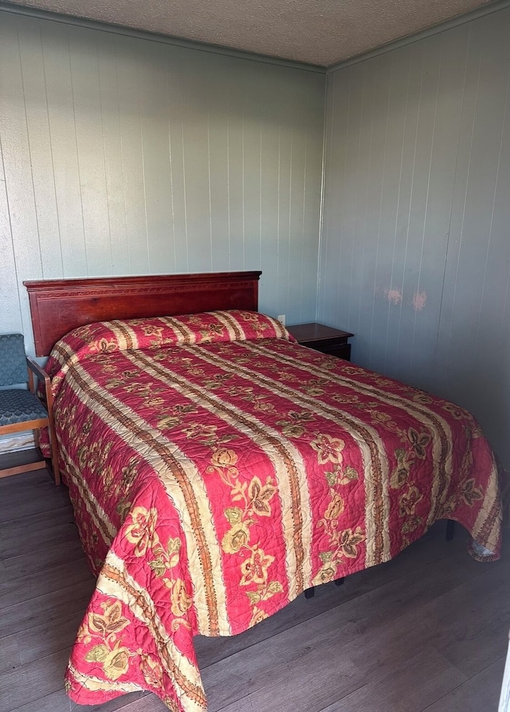 Travel Inn Montgomery AL - photo 4