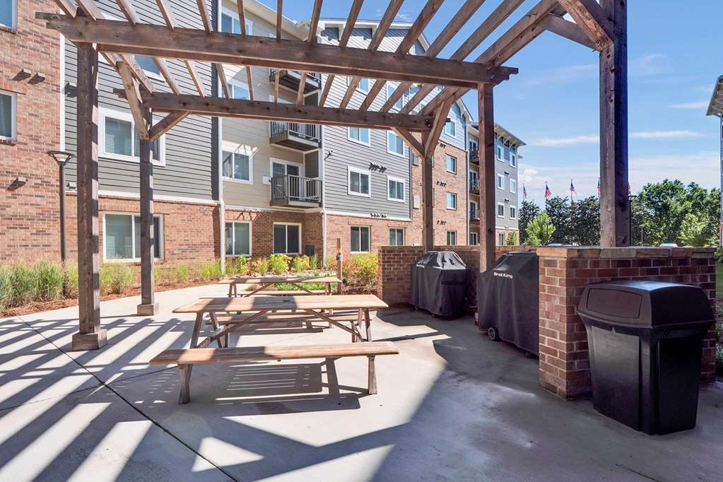 WaterWalk Extended Stay by Wyndham Charlotte Arrowood - photo 106