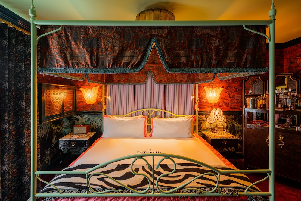 The Lafayette Hotel Swim Club & Bungalows - photo 20