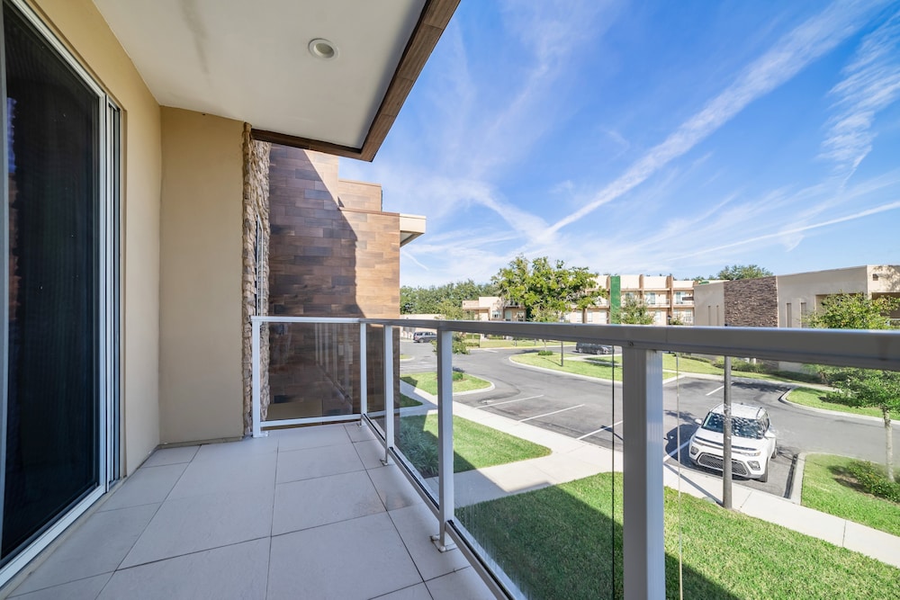 Modern Magic Village Resort Townhouse 7662 - photo 27
