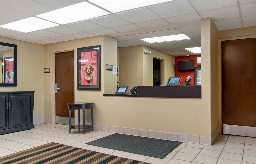 Extended Stay America Suites Detroit Madison Heights - photo 4