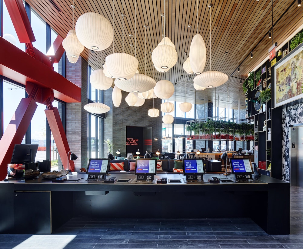 citizenM Seattle Pioneer Square - photo 8