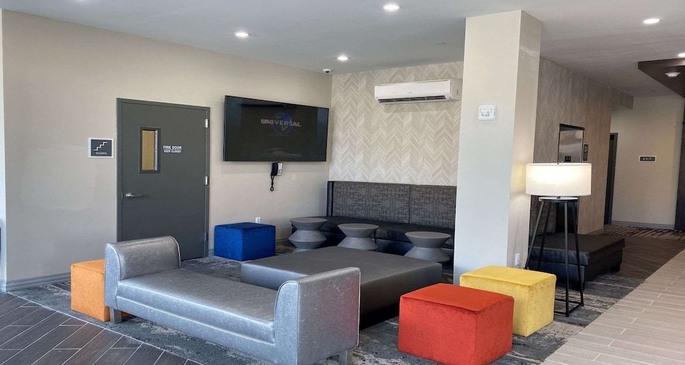 Best Western Plus City Line Hotel - photo 20