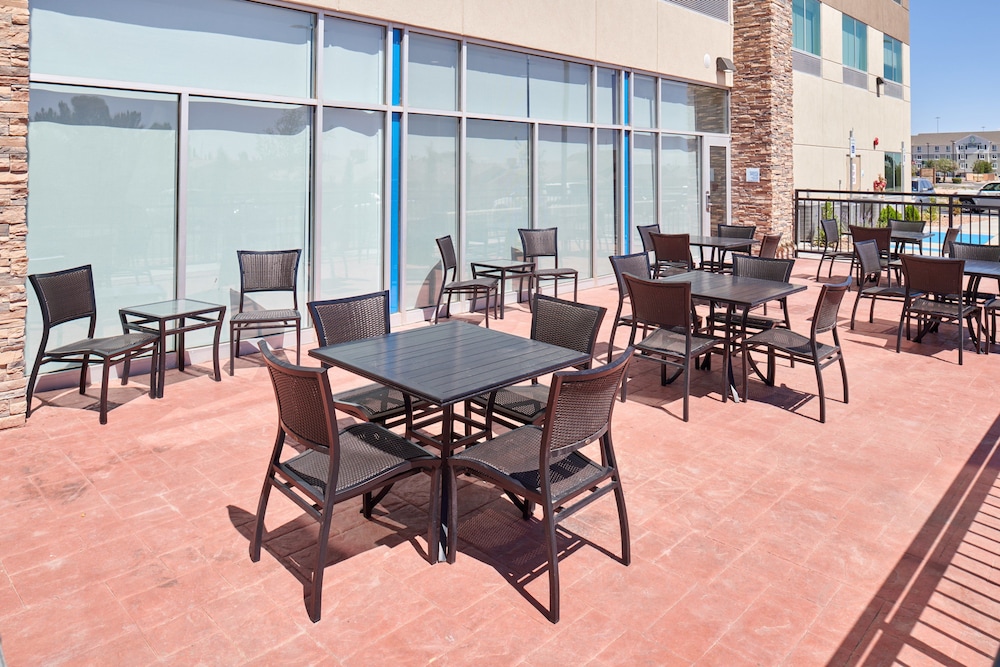 Holiday Inn Express & Suites El Paso East Loop 375 by IHG - photo 21