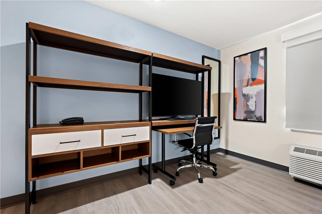 Everhome Suites Huntsville Research Park - photo 19