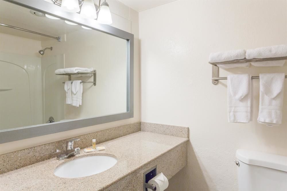 Red Roof Inn PLUS Neptune Beach Jacksonville Beach - photo 14
