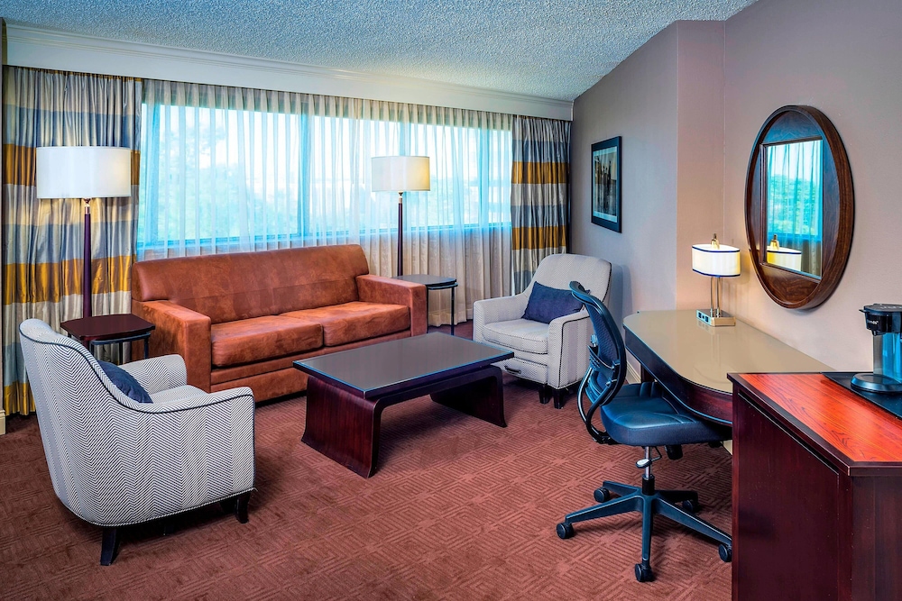 Sheraton North Houston at George Bush Intercontinental - photo 17