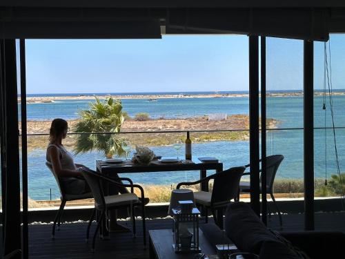 Fuzeta stylish 1 bedroom apartment Amazing views — 4-Star Luxury Hotel in Fuzeta, Portugal