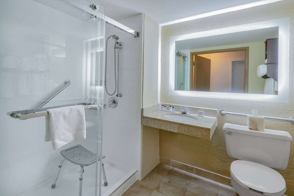 Wyndham Garden York - photo 9