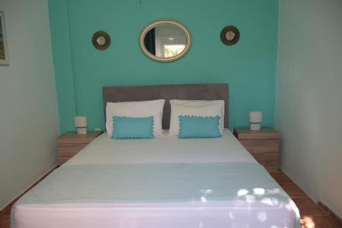 Katerina's Apartment — 4-Star Luxury Hotel in None, Greece