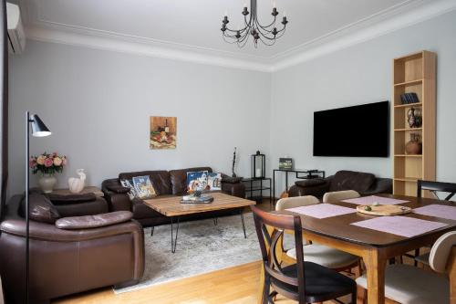 Apartment on Liberty Square with 2BD