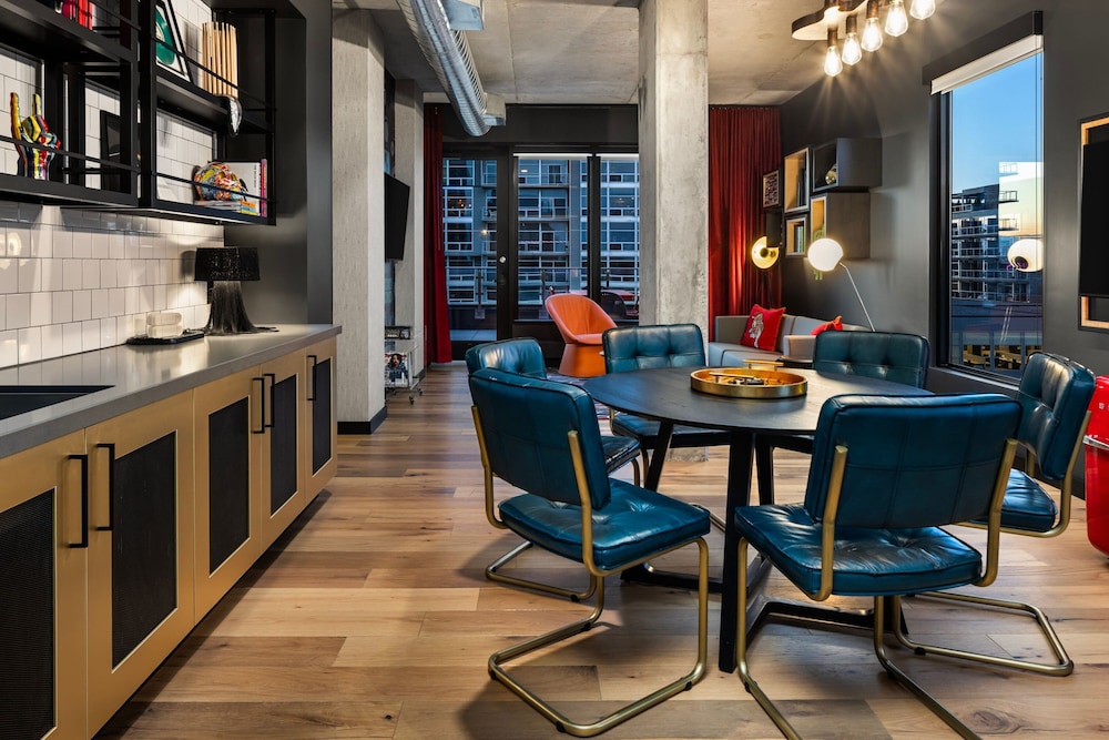 Moxy Madison Downtown - photo 38