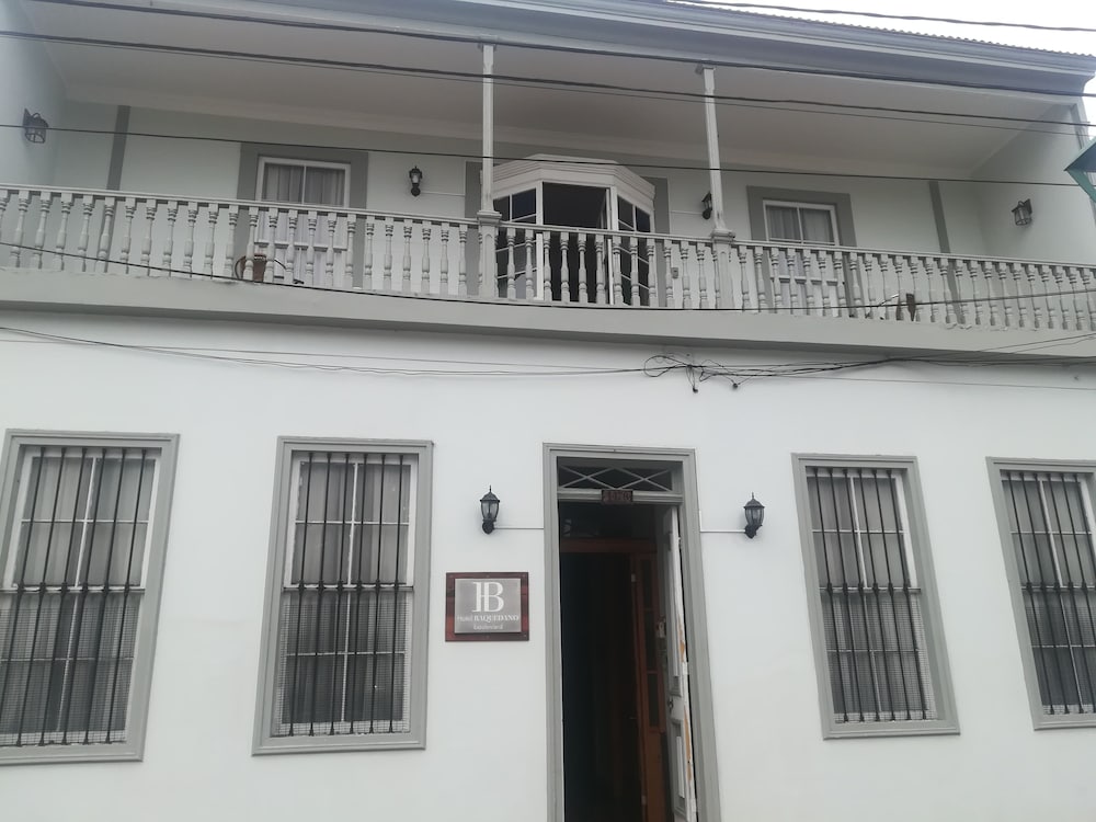 Hotel Baquedano Boulevard in Iquique, Chile