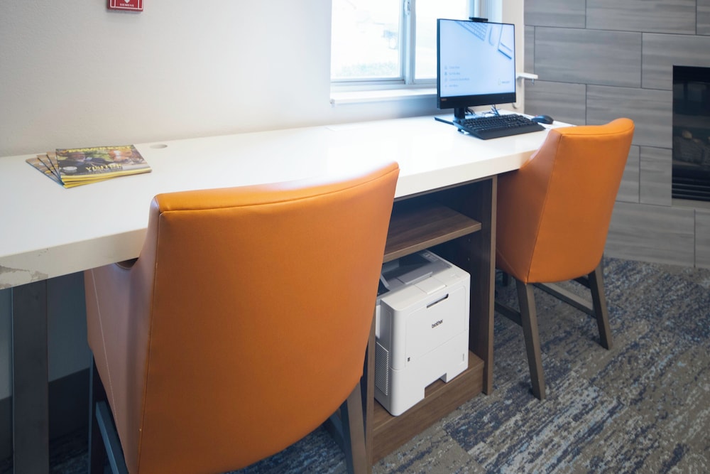 Holiday Inn Express Hotel & Suites Canyon by IHG - photo 59