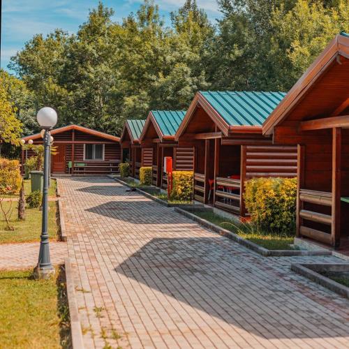 Kompleksi Turistik Leonardo in Shengjin, Albania