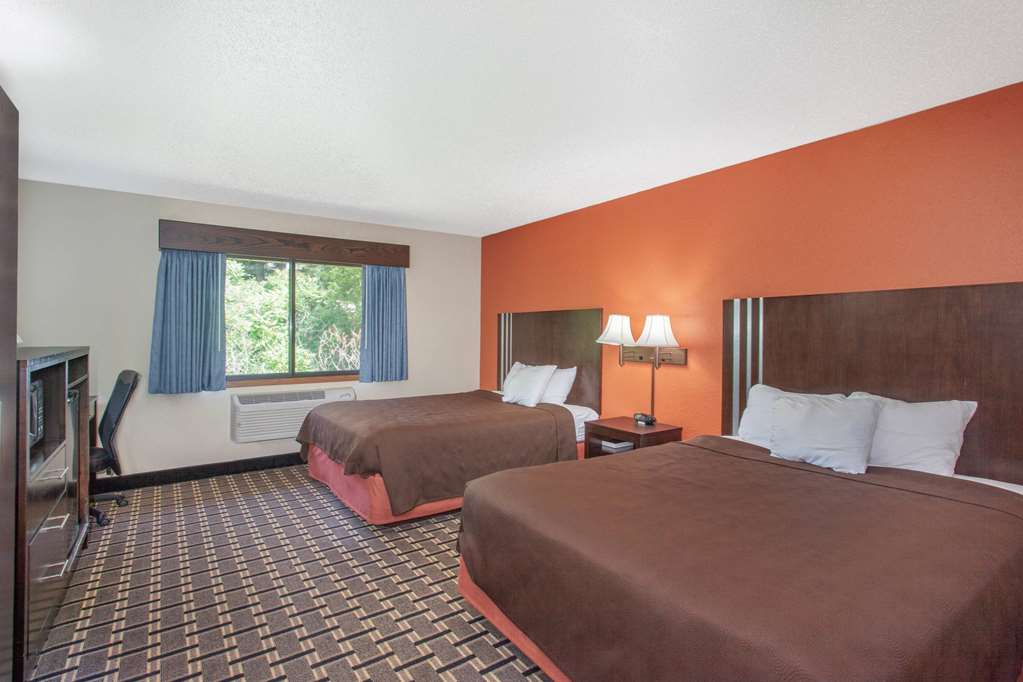 AmericInn by Wyndham Cloquet - photo 14