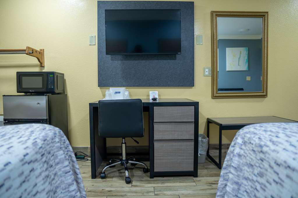 Americas Best Value Inn Ft. Myers - photo 12