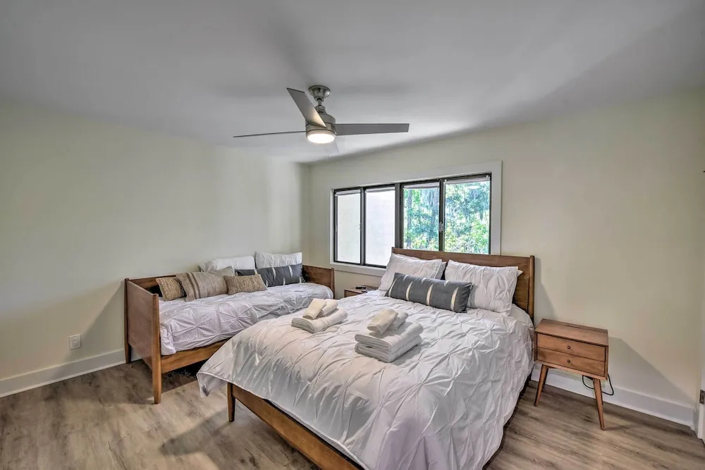 Hilton Head Escape w Private Beach Access - featured photo