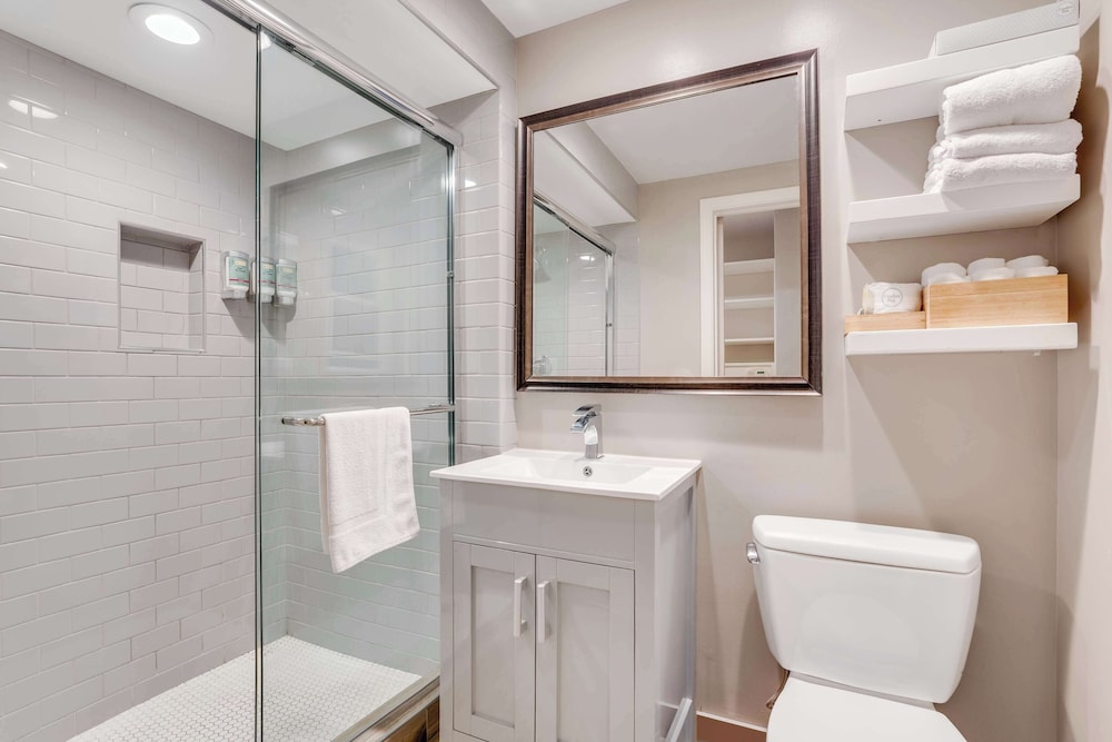 Sather Berkeley SureStay Collection by Best Western - photo 24