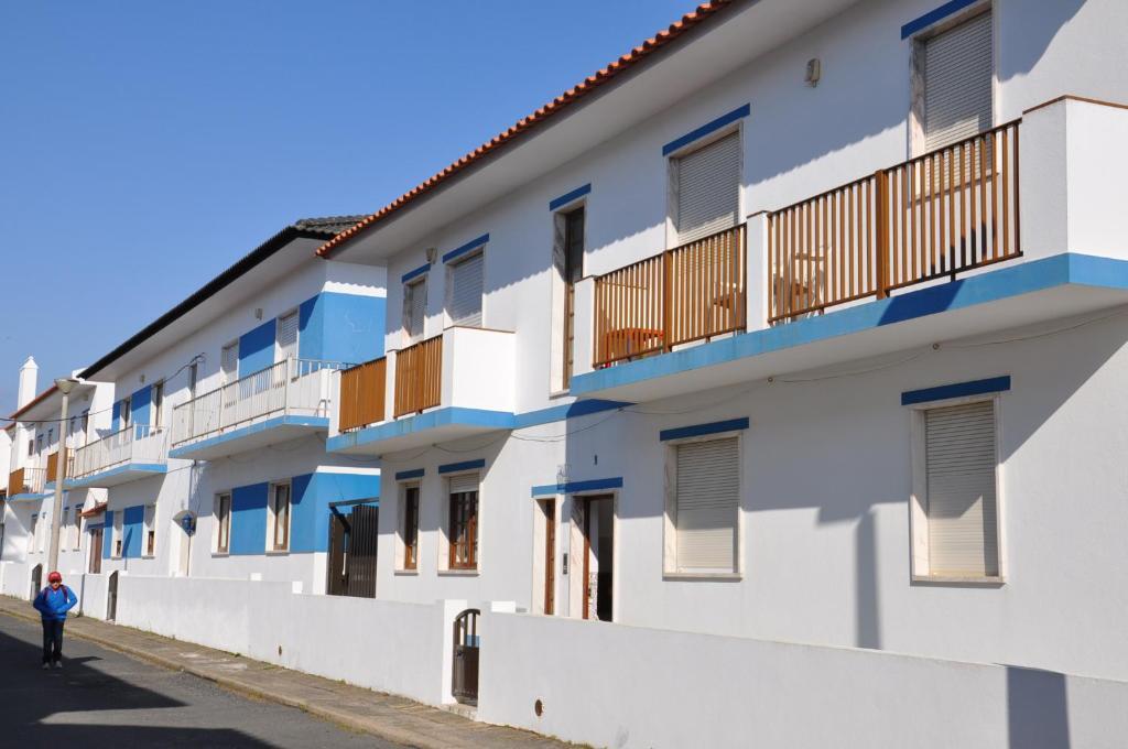 Apartamentos Campos 0 — 4-Star Luxury Hotel in Porto Covo, Portugal
